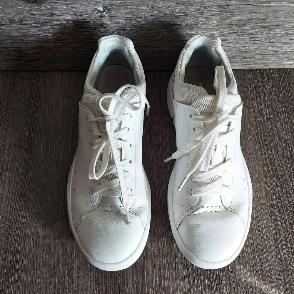 On Running White Low-Top Athletic Sneakers - Picture 4 of 9